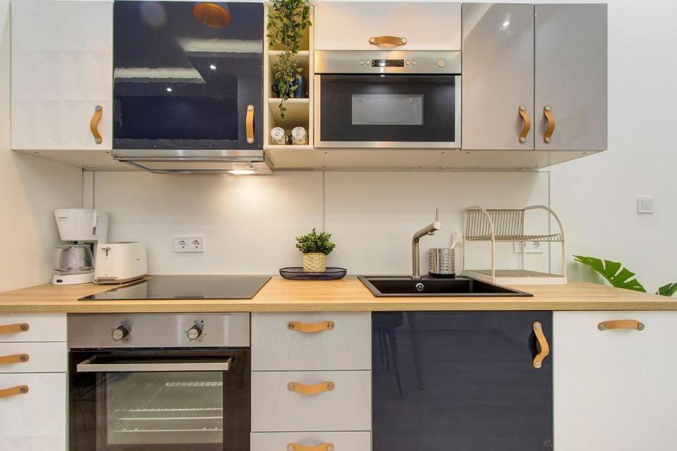 Emerald Residency 4Br-2Ba Apartament Budapeszt
