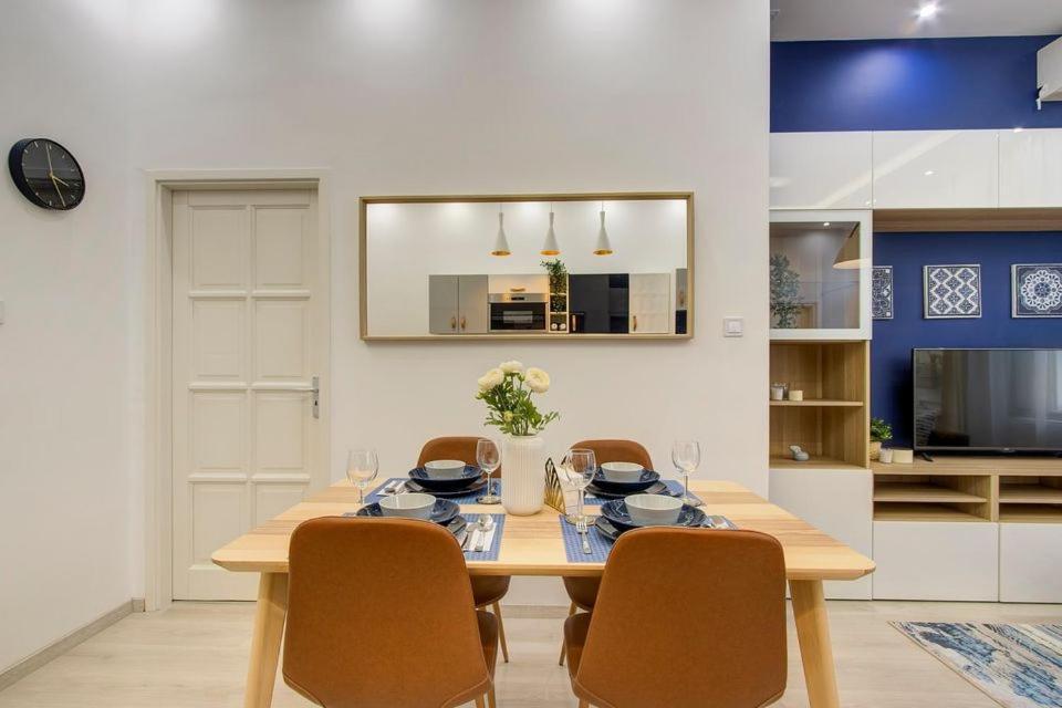 Emerald Residency 4Br-2Ba Apartament *